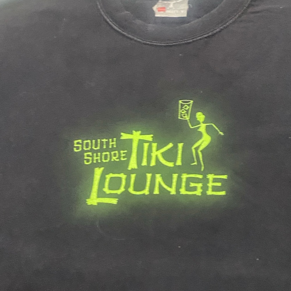 Vintage Mens XL Black Tee from Maui South ShoreTiki Lounge